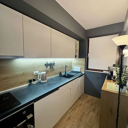 Apartment 1bd Next To The Sea Garden By Flat Mаnager